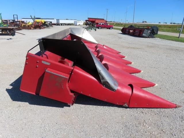 Image of Case IH 1054 equipment image 3