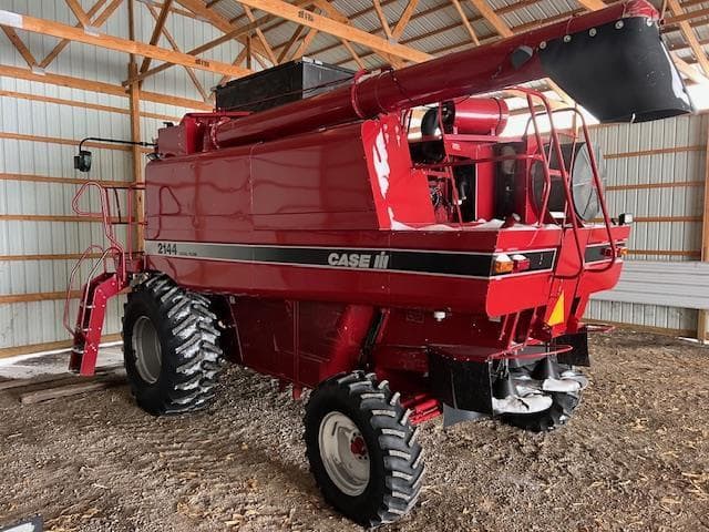 Image of Case IH 2144 equipment image 2
