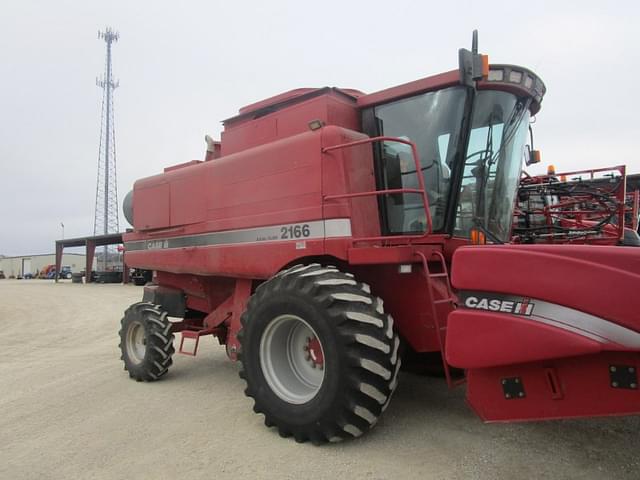 Image of Case IH 2166 equipment image 3