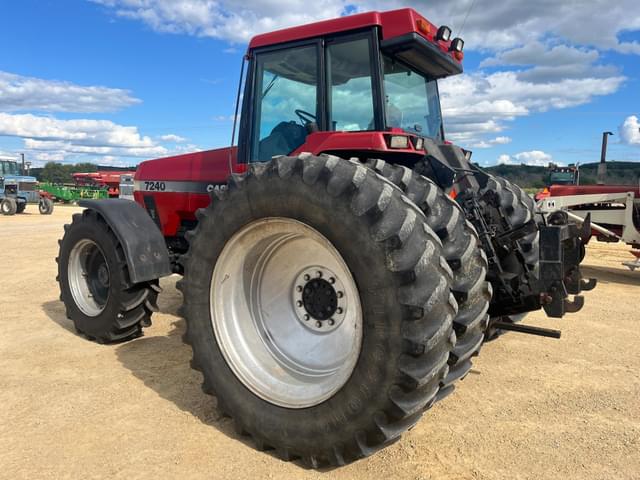Image of Case IH 7240 equipment image 2