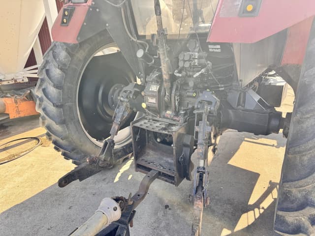 Image of Case IH 5240 equipment image 4