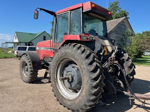 Image of Case IH 7210 equipment image 4