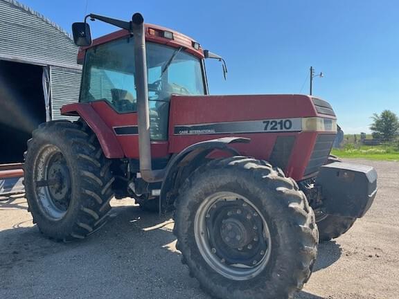 Image of Case IH 7210 equipment image 1