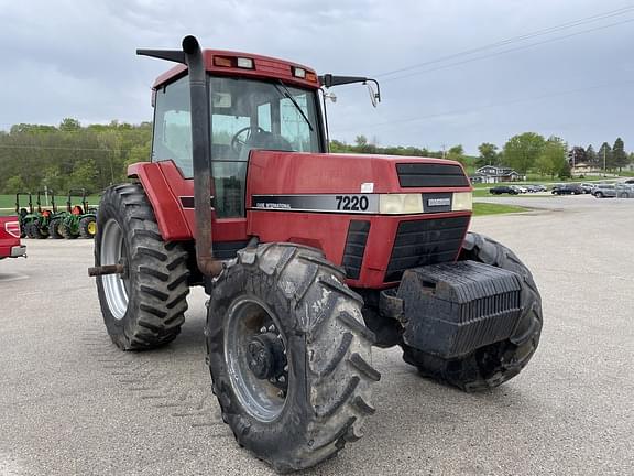 Image of Case IH 7220 equipment image 3