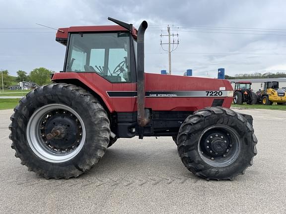 Image of Case IH 7220 equipment image 4