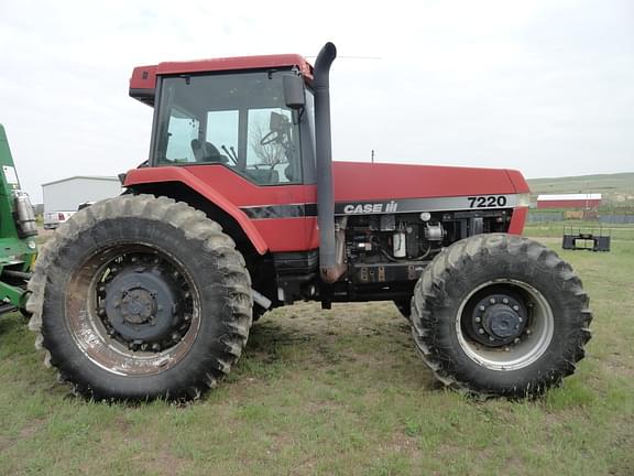 Image of Case IH 7220 equipment image 3
