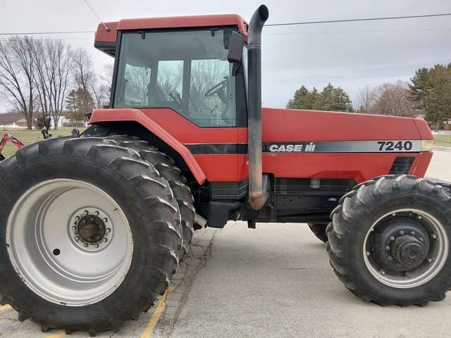 Image of Case IH 7240 equipment image 3