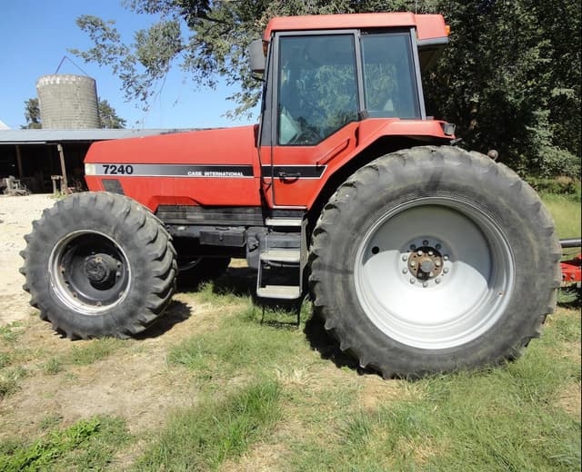 Image of Case IH 7240 equipment image 4