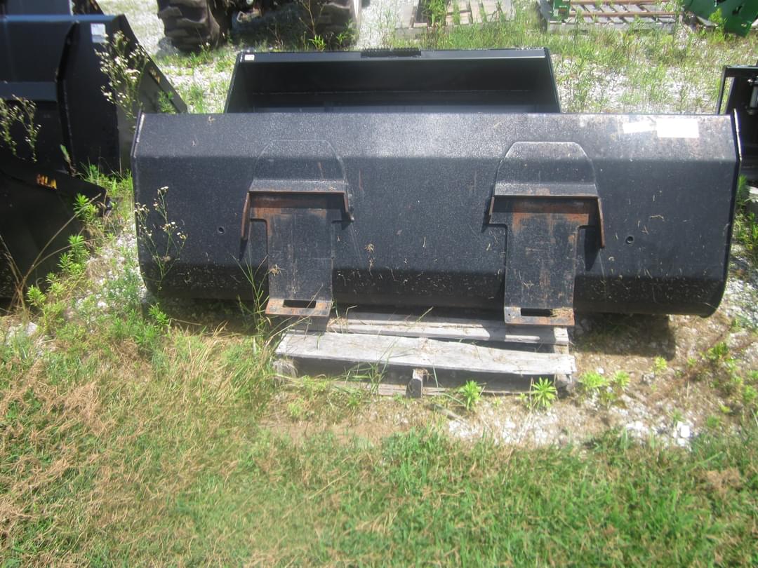 Image of Case IH Bucket Image 1