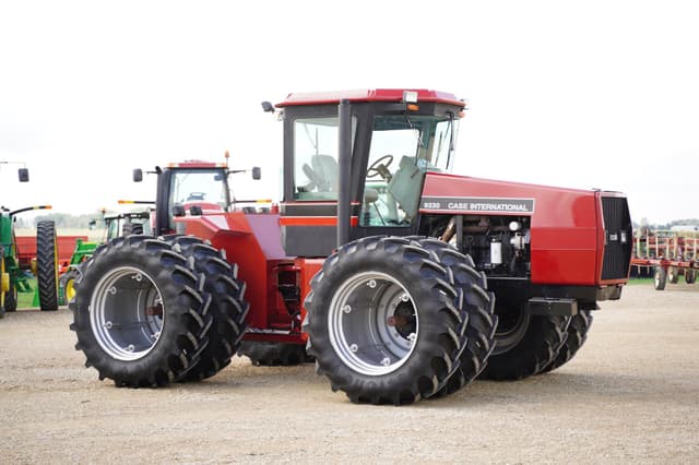 Image of Case IH 9230 equipment image 2
