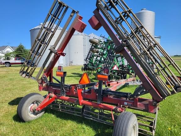 Image of Case IH Crumbler Primary image