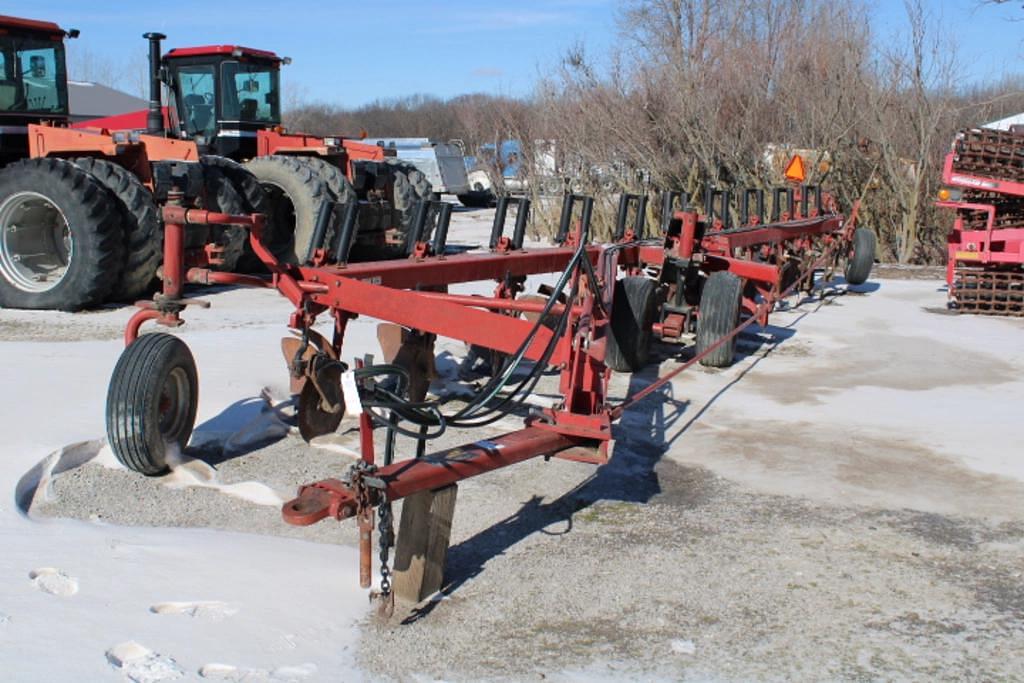 Image of Case IH 800 Primary image