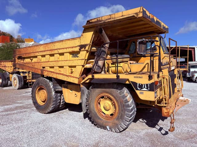 Image of Caterpillar 769C equipment image 3