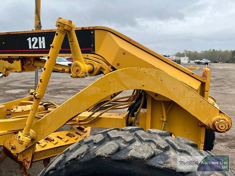 Main image Caterpillar 12H 31