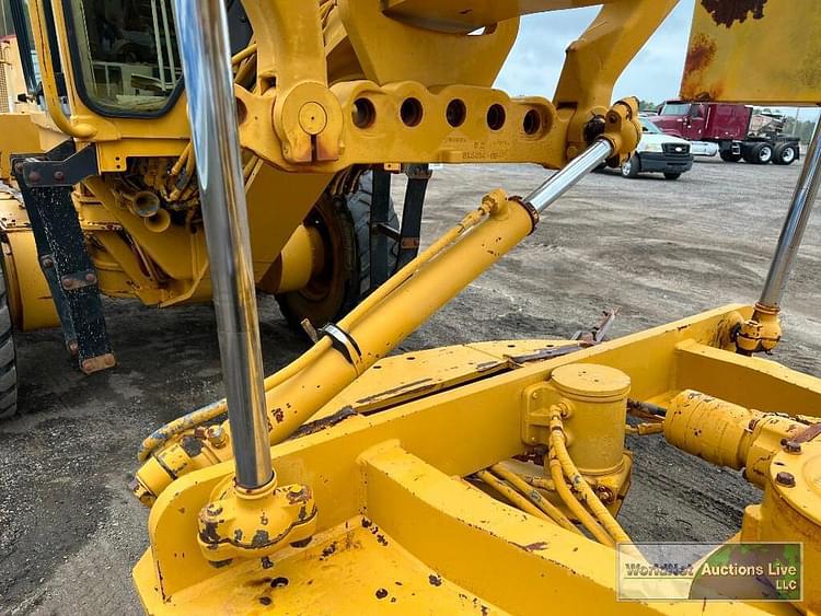 Main image Caterpillar 12H 36