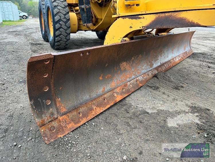 Main image Caterpillar 12H 8