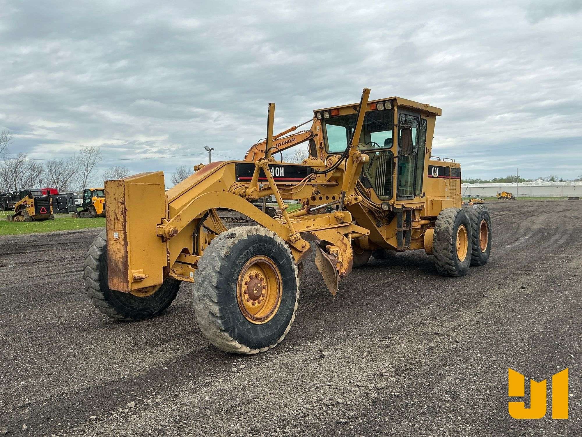 1995 Caterpillar 140H Equipment Image0