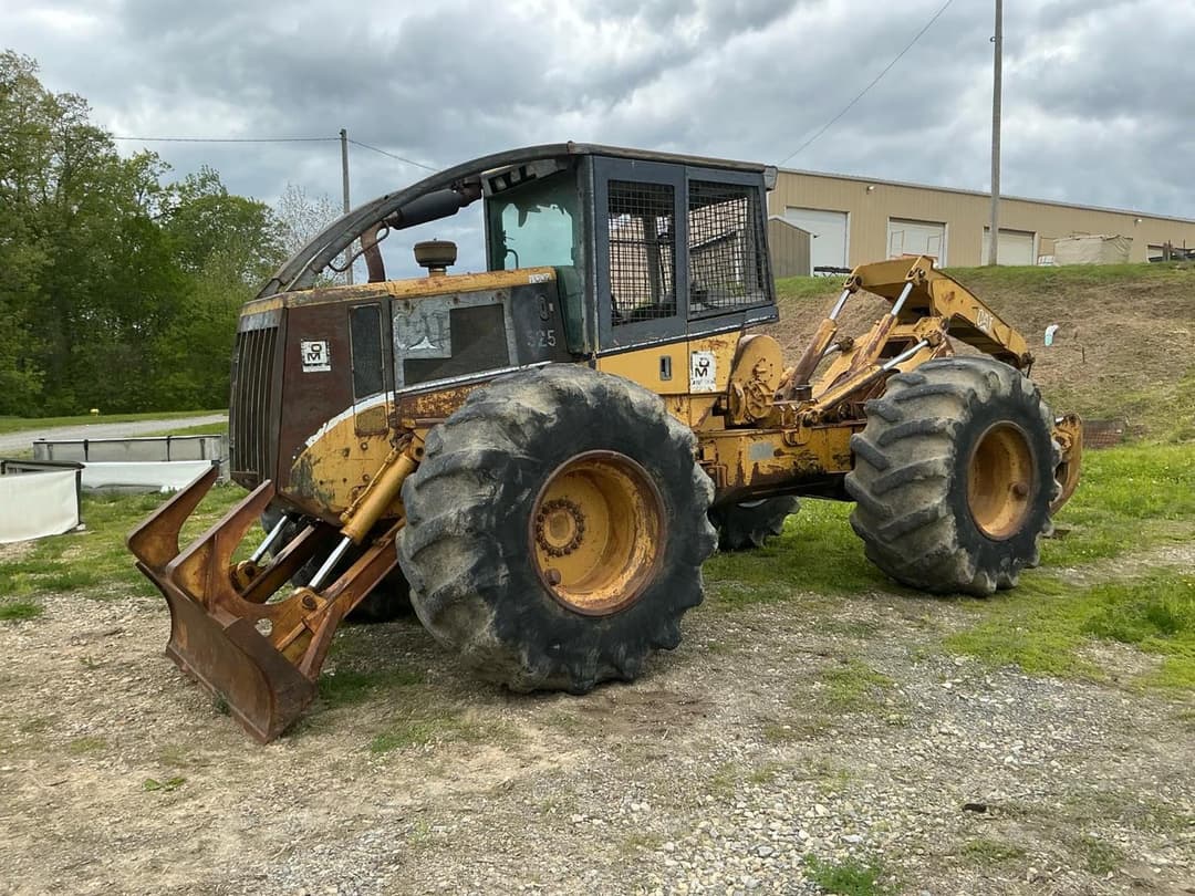 Image of Caterpillar 525 Primary image