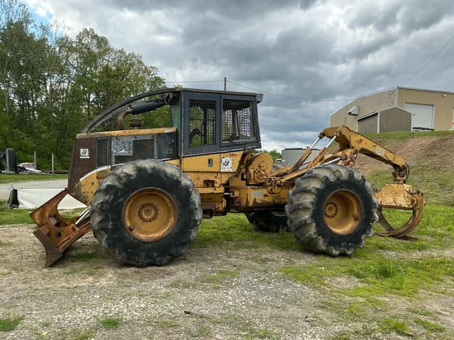 Image of Caterpillar 525 equipment image 1