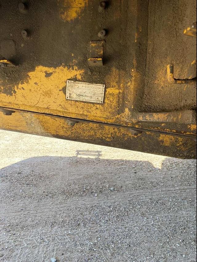Image of Caterpillar 621E equipment image 2