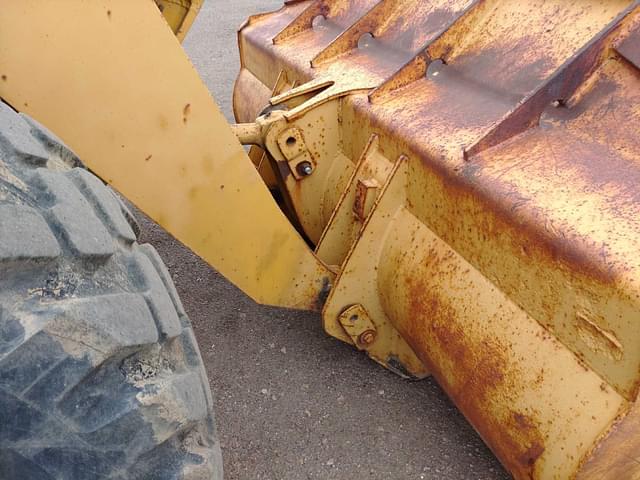 Thumbnail image Caterpillar 928F 10