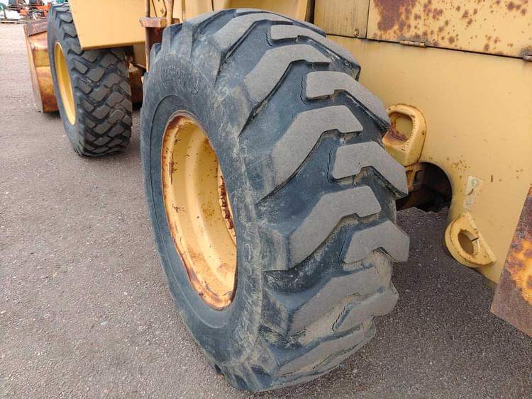 Main image Caterpillar 928F 35