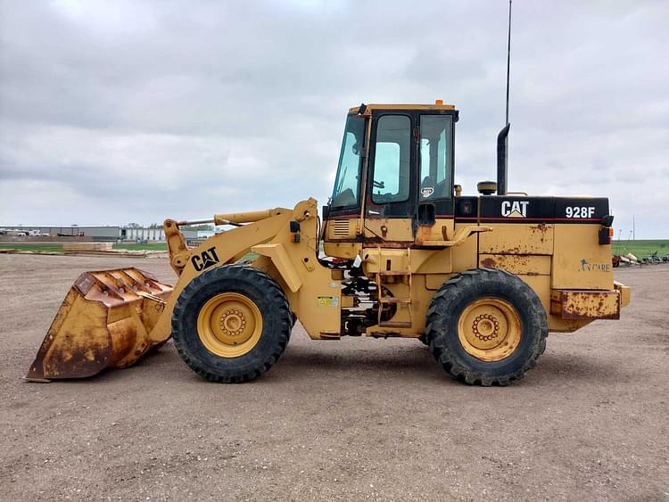 Main image Caterpillar 928F 4