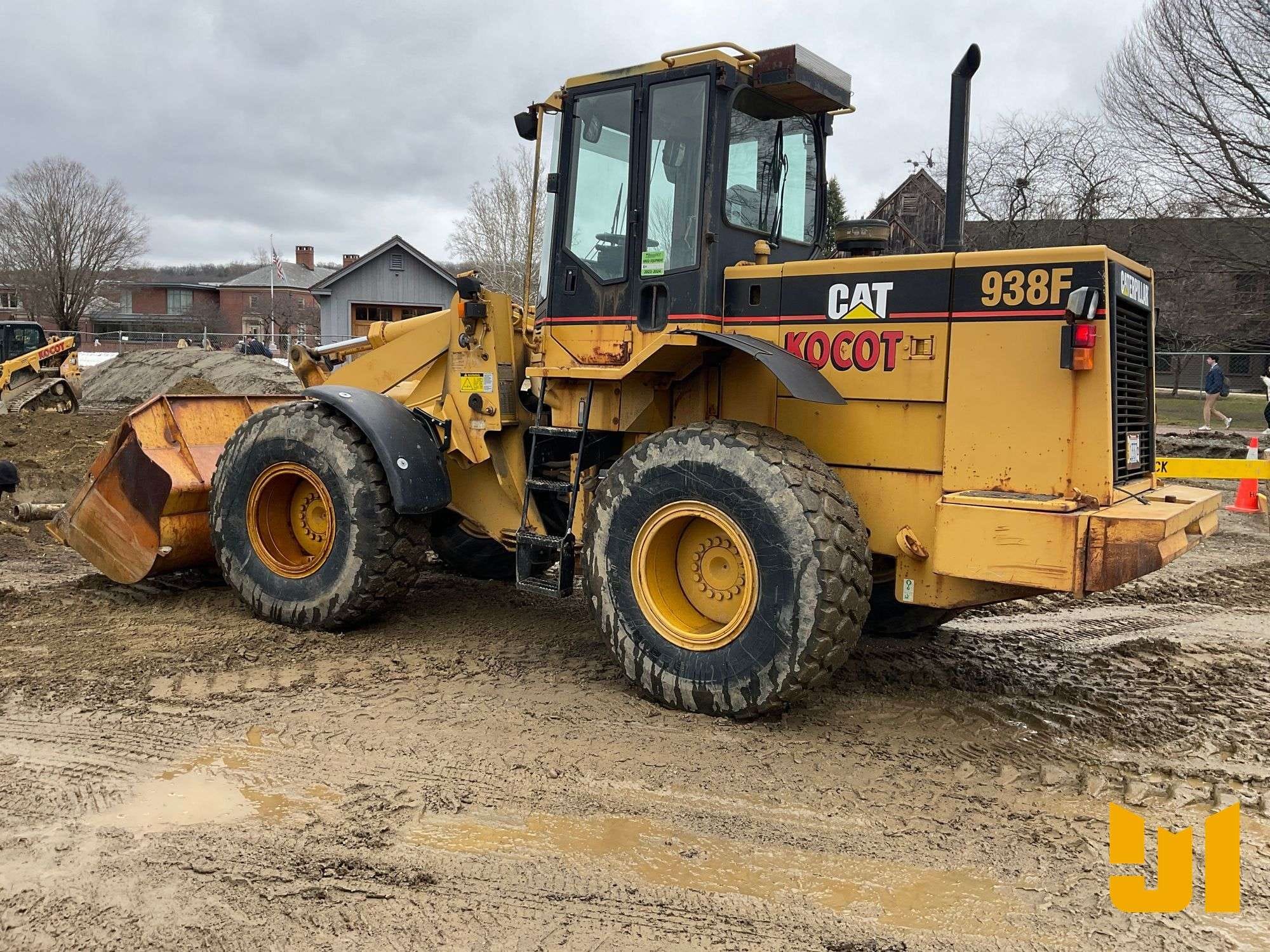 1995 Caterpillar 938F Equipment Image0