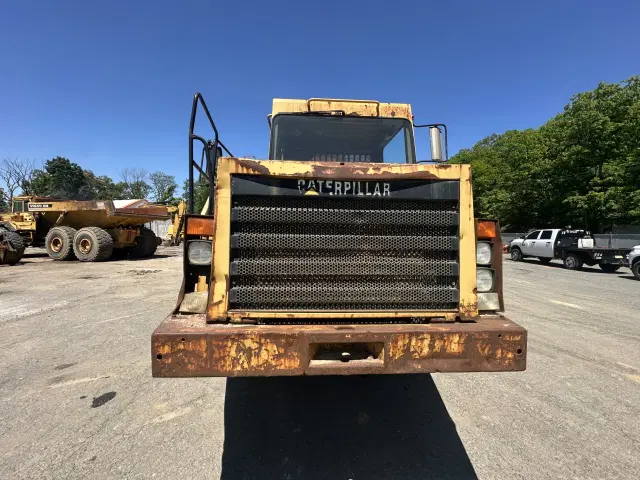 Image of Caterpillar D300D equipment image 4