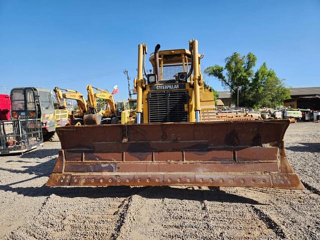 Image of Caterpillar D6H equipment image 2