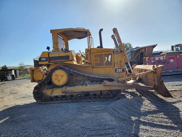 Image of Caterpillar D6H equipment image 1