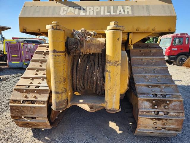 Image of Caterpillar D6H equipment image 3
