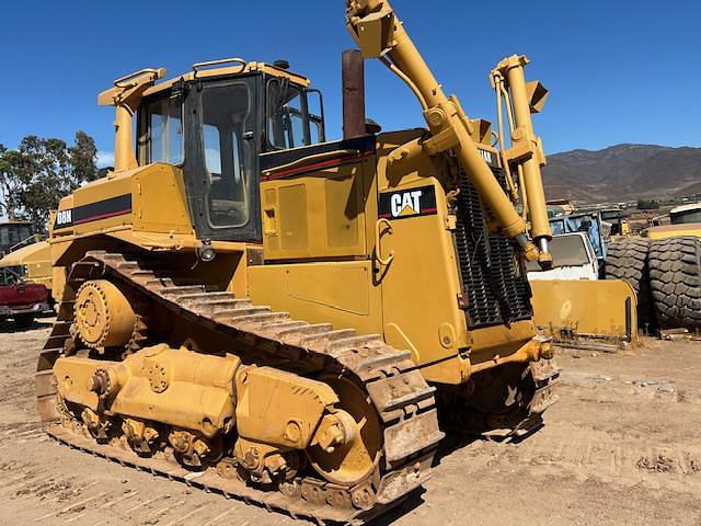 Image of Caterpillar D8N equipment image 2