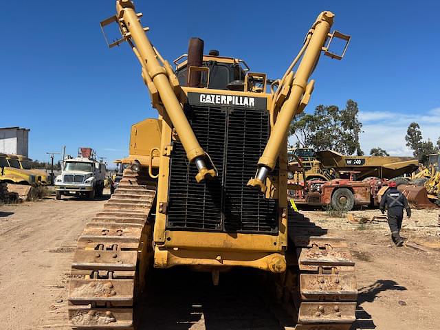 Image of Caterpillar D8N equipment image 1