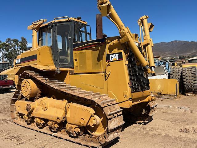 Image of Caterpillar D8N equipment image 3