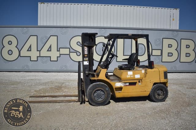 Image of Caterpillar DP40 equipment image 4