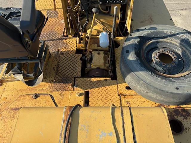 Image of Caterpillar PS110 equipment image 2
