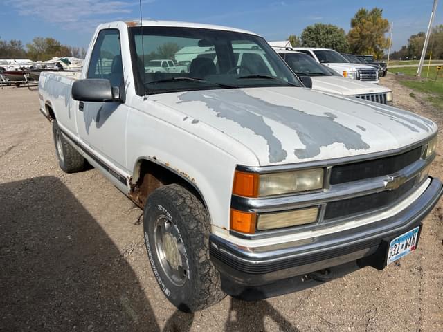 Image of Chevrolet 1500 equipment image 2