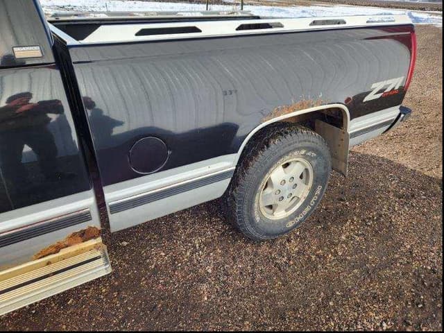 Image of Chevrolet 1500 equipment image 4