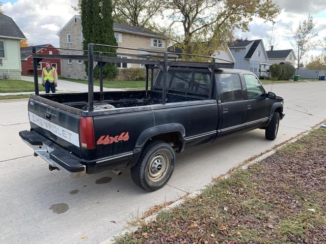 Image of Chevrolet 3500 equipment image 3