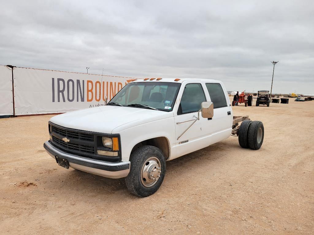 Image of Chevrolet 3500 Primary image