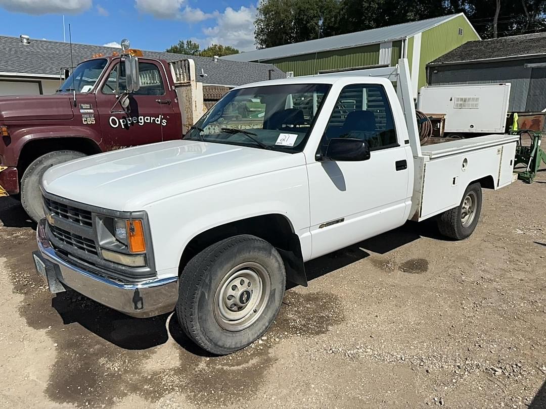 Image of Chevrolet 2500 Primary image