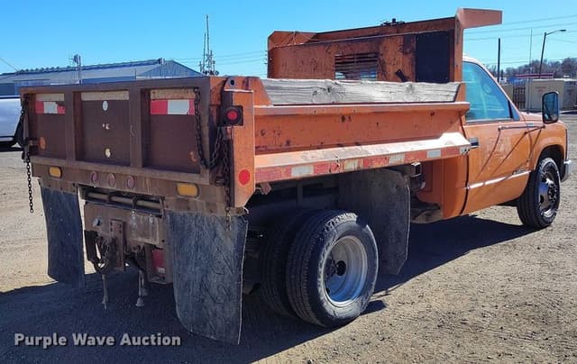 Image of Chevrolet C3500 equipment image 4