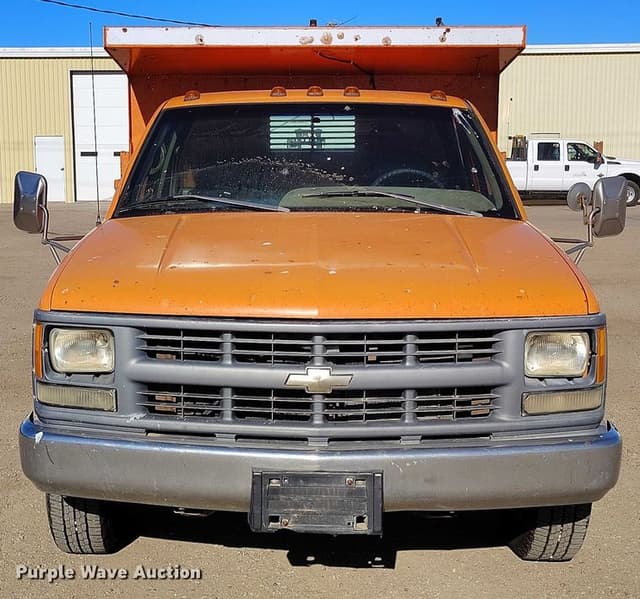 Image of Chevrolet C3500 equipment image 1