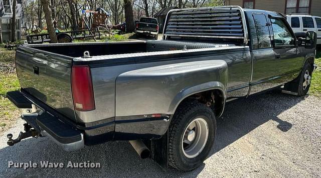 Image of Chevrolet C3500 equipment image 4