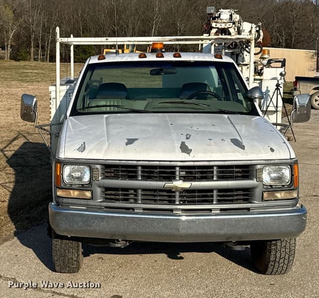 Image of Chevrolet C3500 equipment image 1