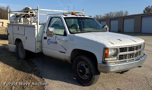 Image of Chevrolet C3500 equipment image 2