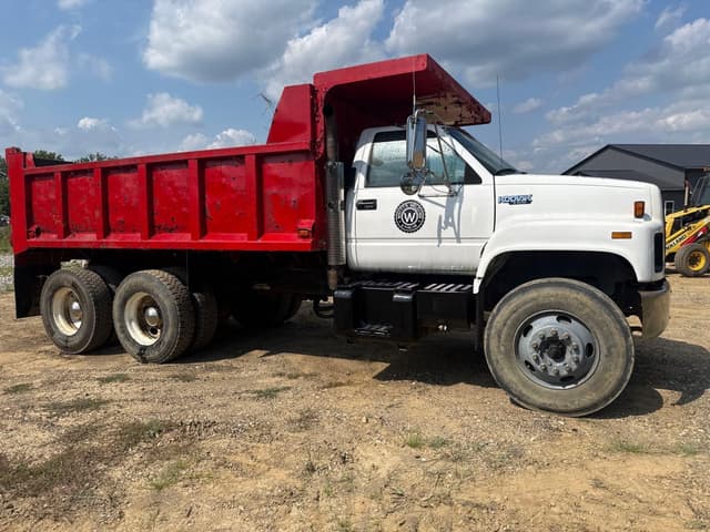 Image of Chevrolet C70 equipment image 2
