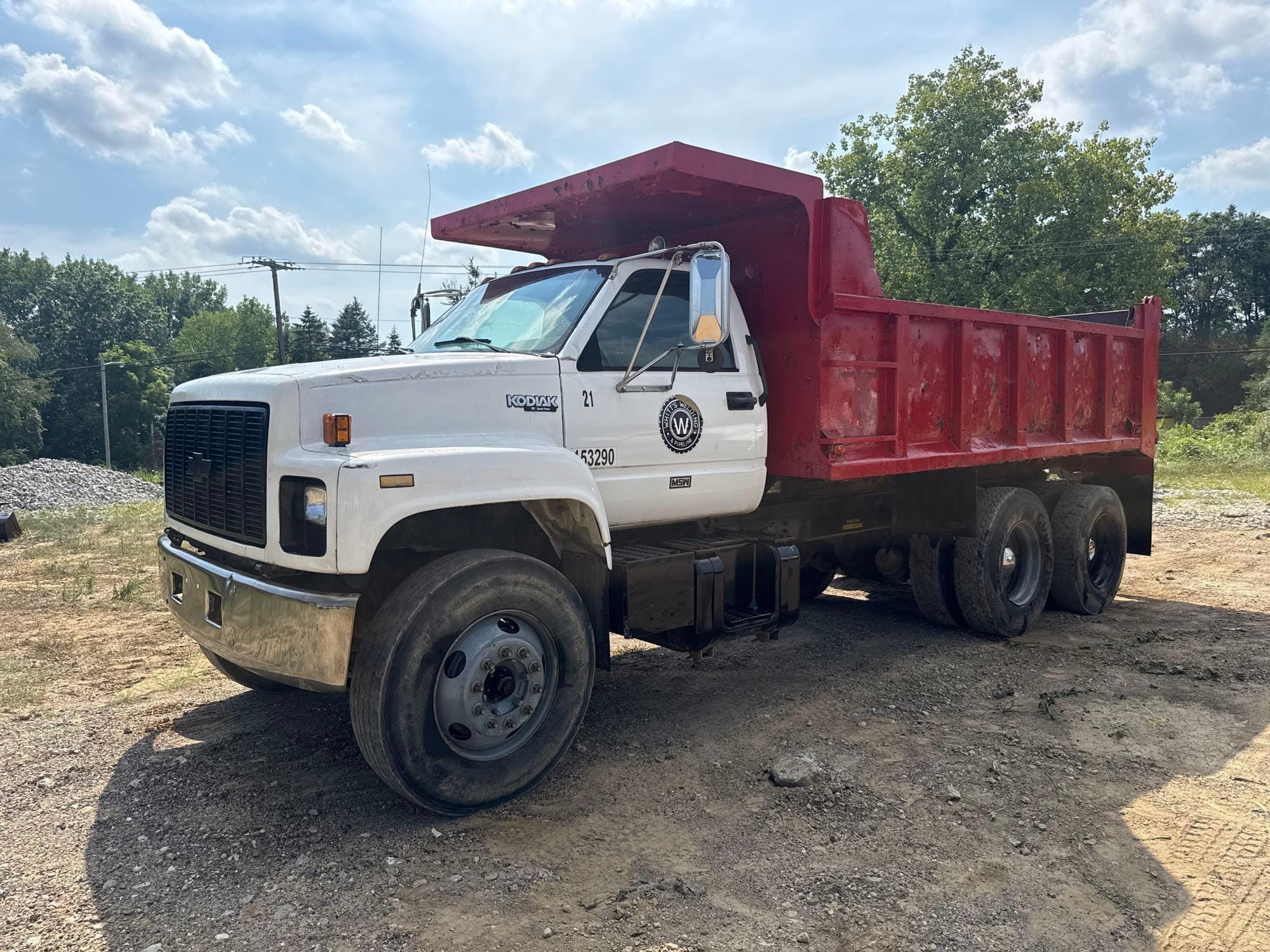 1995 Chevrolet C70 Equipment Image0