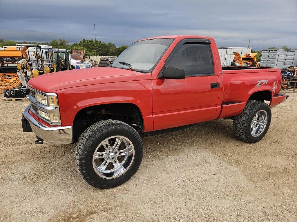 Image of Chevrolet K1500 Primary image